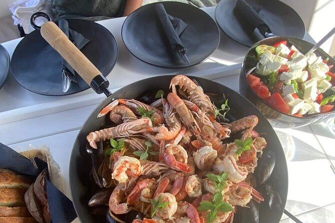 All inclusive Delos & Rhenia Islands tour up to 12 pax (free transportation) - Onboard Lunch, Drinks, Music, and Wi‑Fi: Comfort With a Real Schedule