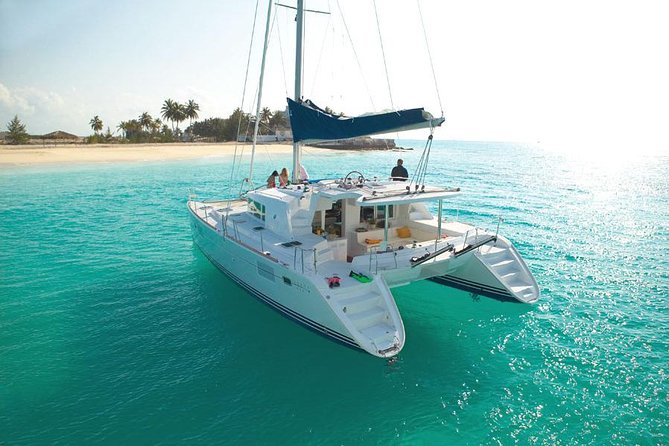 Catamaran cruise in Mykonos with Meal, Drinks & Transport - Why this 5-hour Delos–Rhenia catamaran works on Mykonos