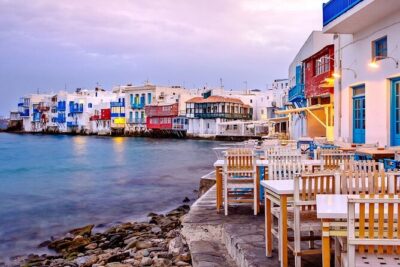 Half-Day Private Guided Tour in Mykonos up to 6 - Mykonos Town walking: the white-street maze with Petros the pelican