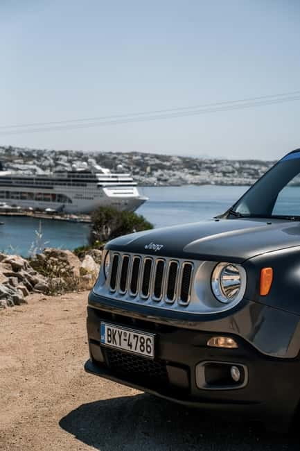 Mykonos: Private Island Tour with local guide -Jeep Renegade - Mykonos Town walk: Windmills, Little Venice, Paraportiani, Kastro
