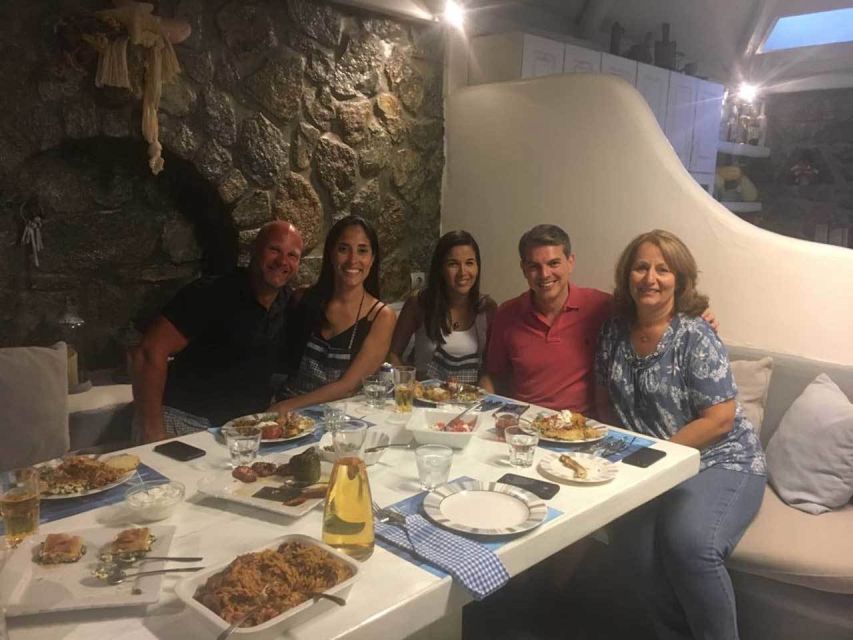 Mykonos: Traditional Lunch or Dinner at the Mykonian Spiti - The 2-hour flow: pickup, welcome, set menu, then back to your hotel