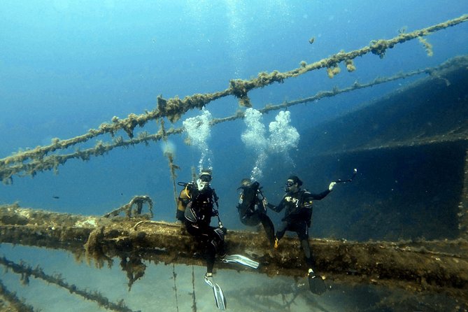 Qualified Diver 1 Tank Dive in Mykonos - Briefing + Gear: The Part That Makes the Water Feel Less Complicated