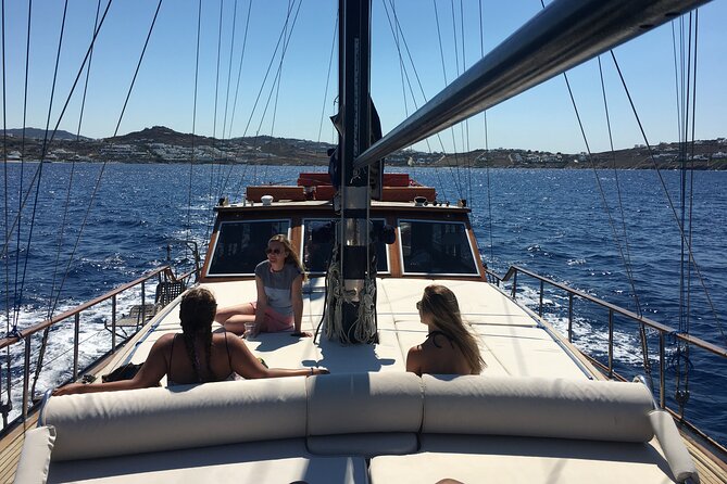 Shared Mykonos Sail Cruise to Delos and Rhenia Islands - Stop 1: Agios Ioannis Diakoftis to Delos Time—Settle In and Get Moving