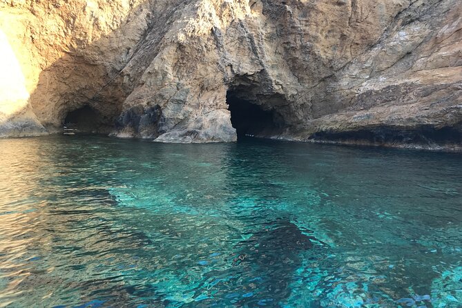 Shared Mykonos Sail Cruise to Delos and Rhenia Islands - Stop 2: Rhenia Island for Snorkeling, BBQ Lunch, and a Very Let-Your-Body-Relax Schedule