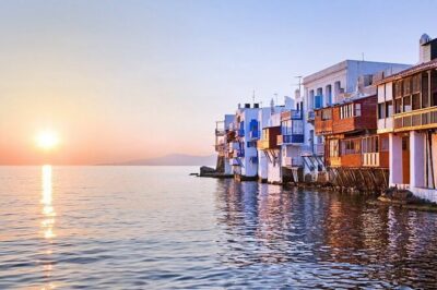 Small group,swim in Rhenia,watch the sunset fm LVenice, freetrans - The Catamaran Comfort Factor (and Why It Shows Up in Reviews)